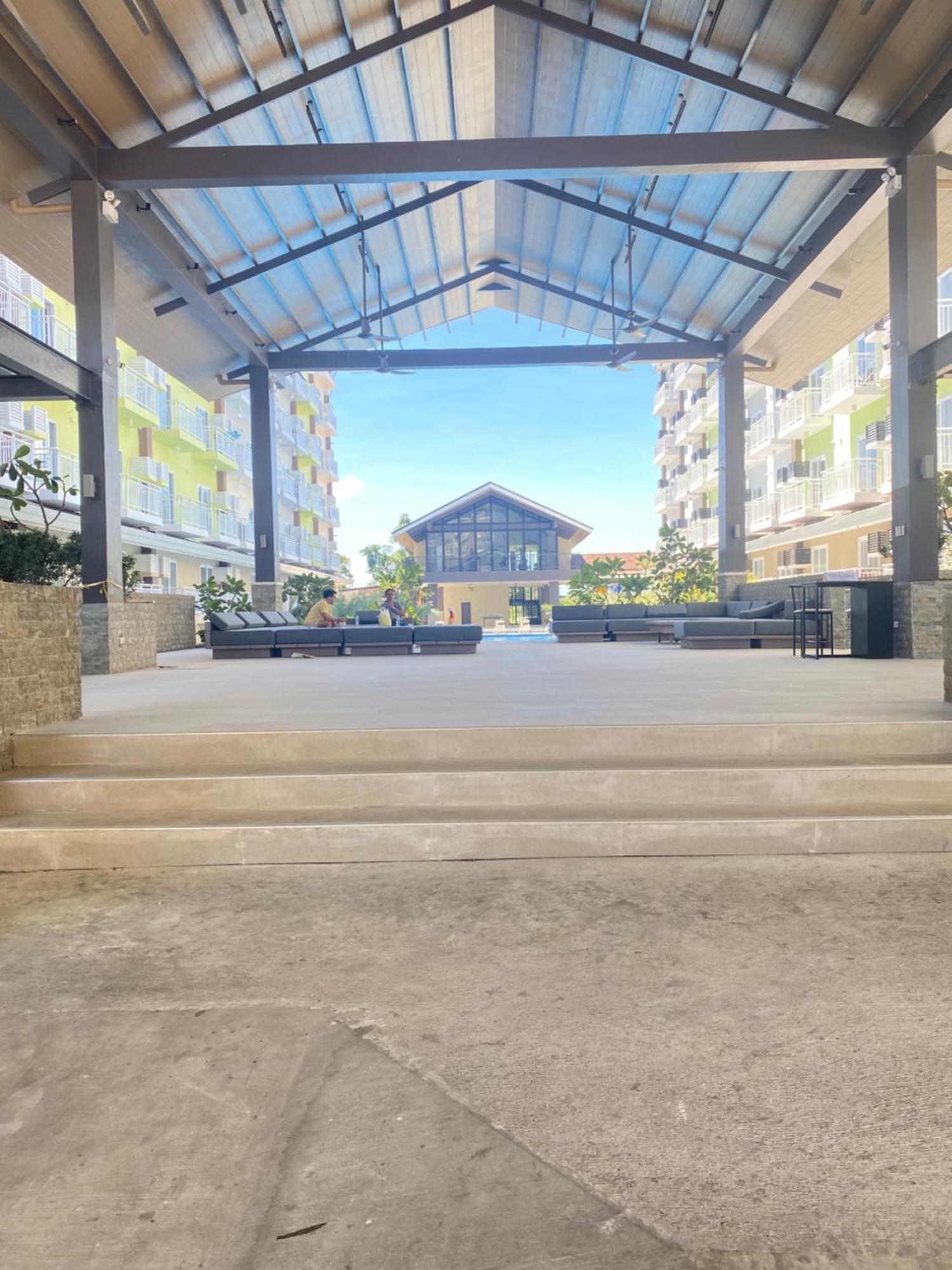 Seaview Amani Grand Resort Residences 3-5Mins From Airport Lapu-Lapu City Exteriör bild